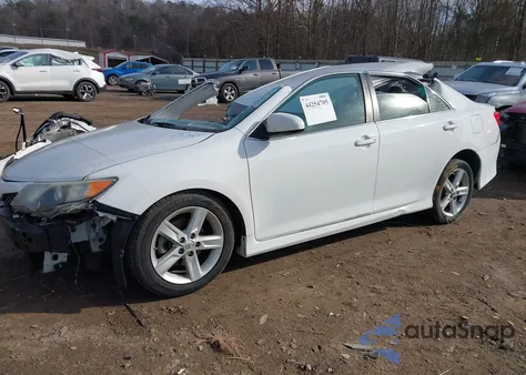 2014 Toyota Camry Se z USA, uszkodzony, nr VIN 4T1BF1FK0EU854486